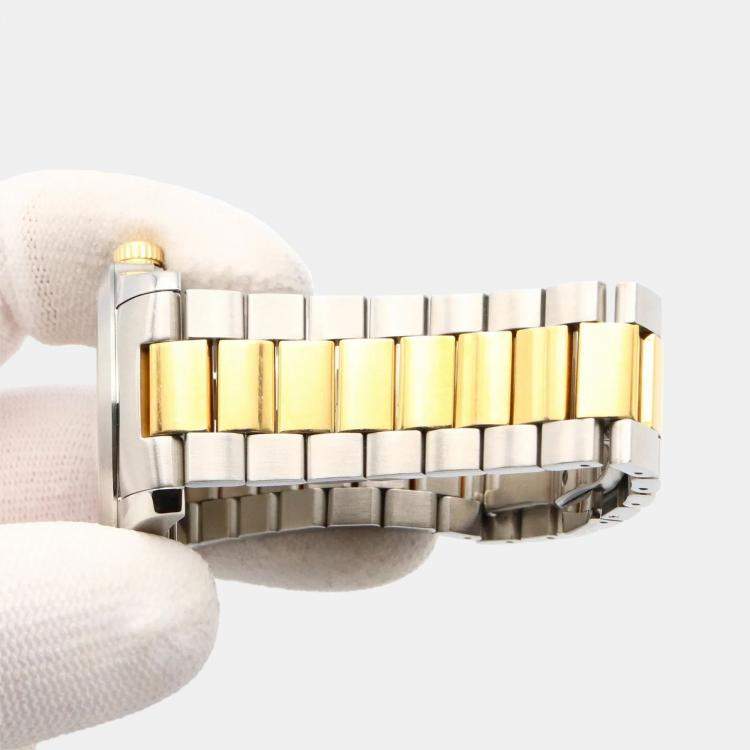 Pre Owned Gucci G-Timeless 126.4 Quartz Silver Gold Plated Stainless Steel Women's Wristwatch 38 mm