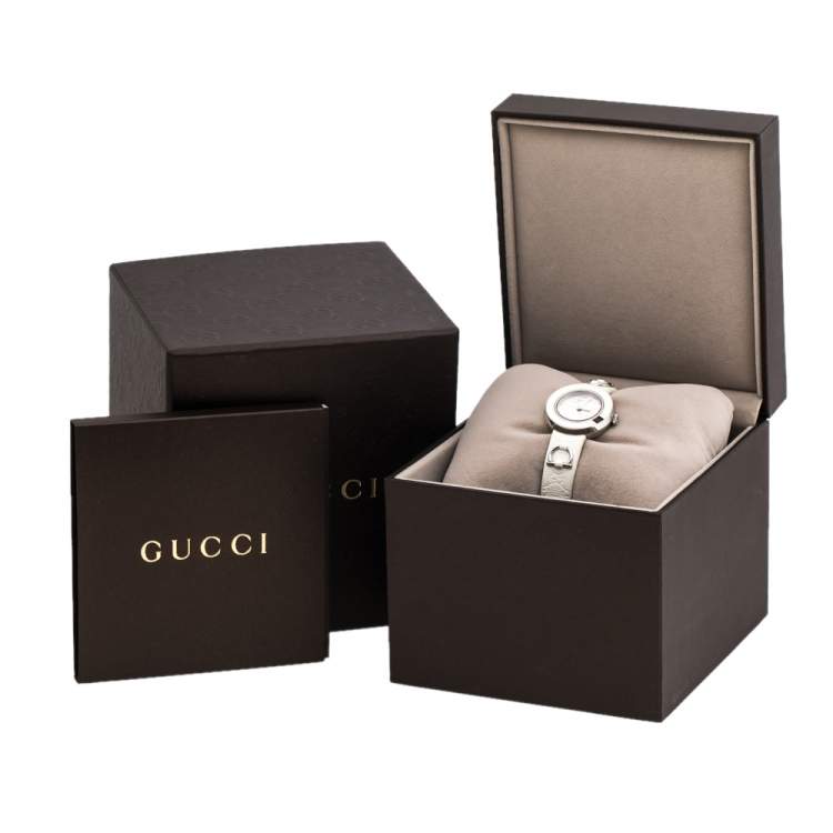 Pre Owned Gucci Silver Stainless Steel U-Play 129.5 Women's Wristwatch 27 mm