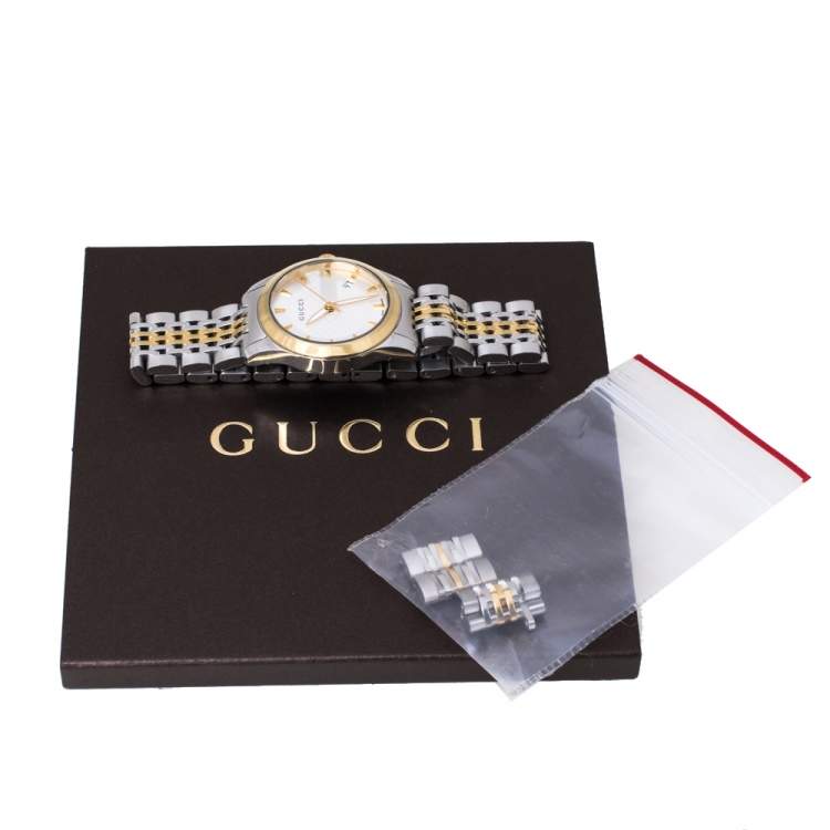 Pre Owned Gucci Silver Two-Tone Stainless steel G Timeless 126.5 Women's Wristwatch 27 mm
