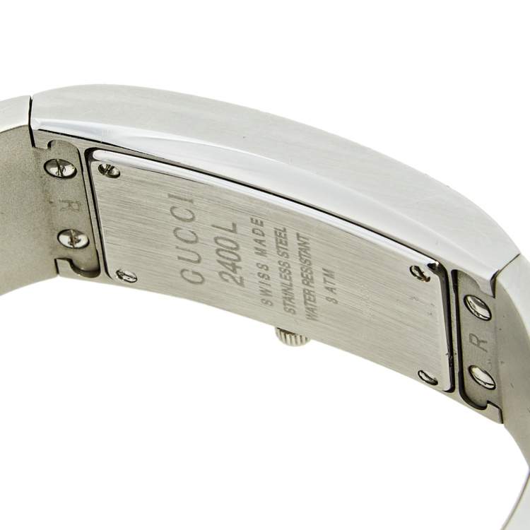 Pre Owned Gucci Silver Stainless Steel Vintage 2400L Women's Wristwatch 22 mm