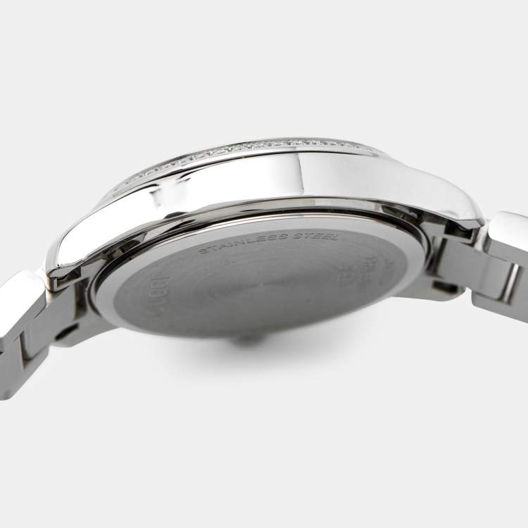Pre Owned Gucci Mother Of Pearl Stainless Steel G-Timeless YA126543 Women's Wristwatch 27 mm