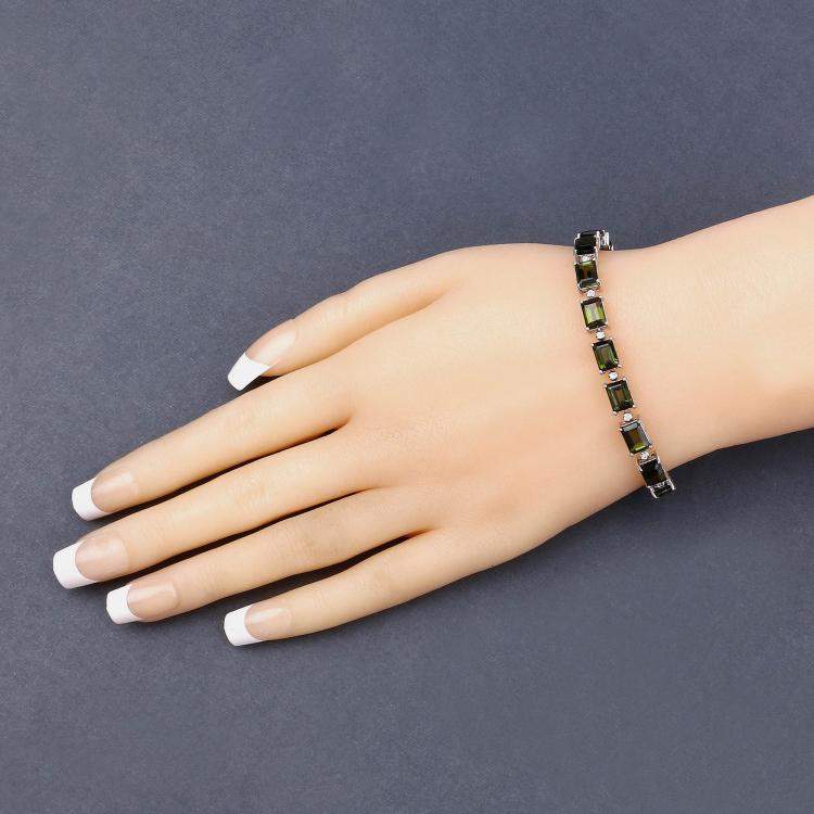 Pre Owned 18.90 cts Green Tourmaline and Diamond 14K White Gold Tennis Bracelet
