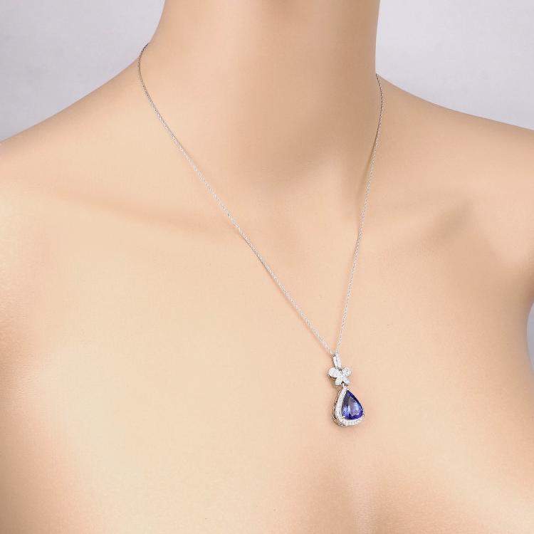 Pre Owned 5.16 cts Tanzanite and Diamond 18K White Gold Statement Pendant