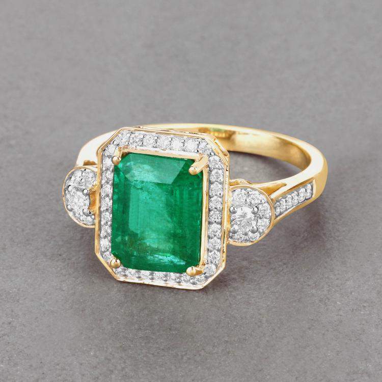 Pre Owned 2.56 cts Zambian Emerald and Diamond 14K Yellow Gold Statement Ring US Size 7