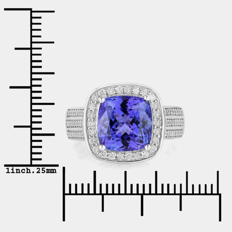 مملوكة مسبقًا 5.11 cts Tanzanite and Diamond 14K White Gold Halo Ring US Size 7
