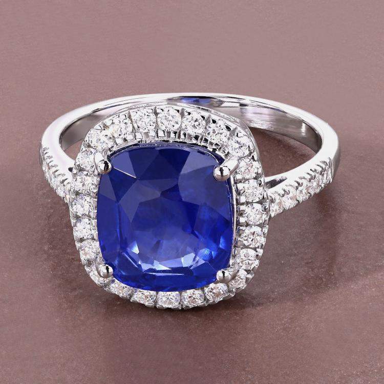 Pre Owned 4.35 cts Ceylon Blue Sapphire and Diamond 18K White Gold Halo Ring US Size 7