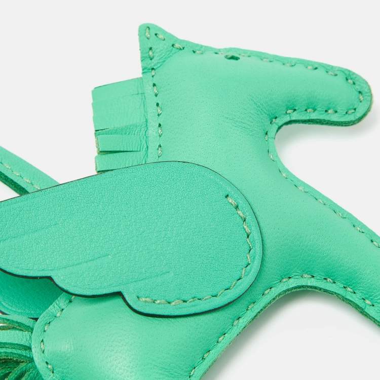 Pre Owned Hermès Vert Comics Milo Leather GriGri Rodeo Pegase Bag Charm PM