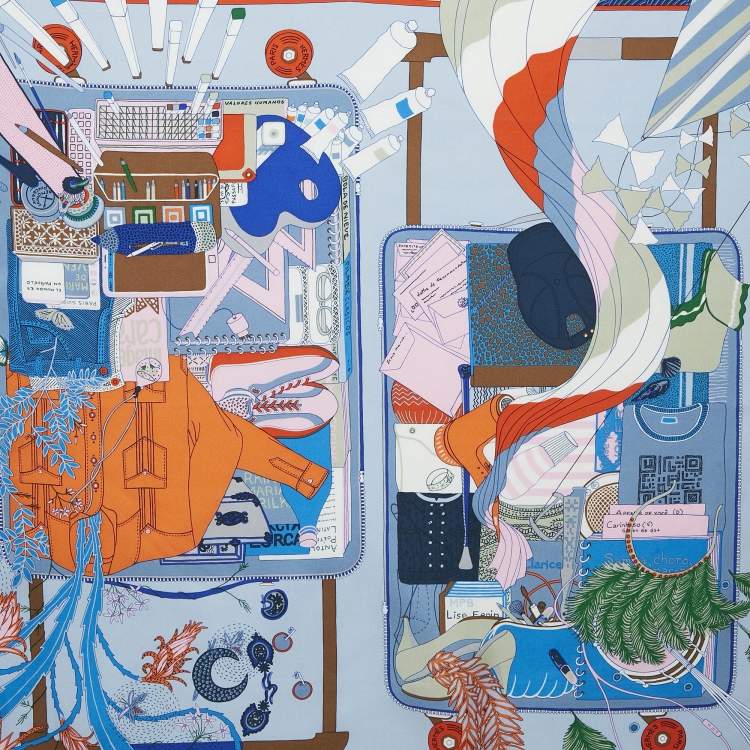 Pre Owned Hermès Bleu Silk Bagage A Main Scarf 