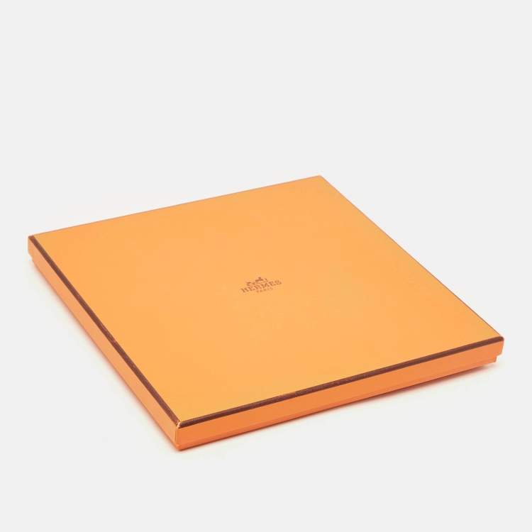 Pre Owned Hermes Beige Silk Selle De Dignitaire Scarf 