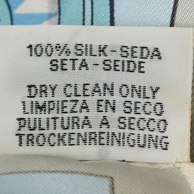 Pre Owned Hermès Grey Reve d'Australie Silk Scarf