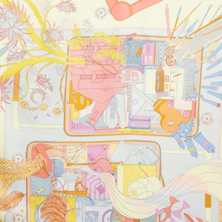 مملوكة مسبقًا Hermès Multicolor Printed Silk Bagage a Main Scarf