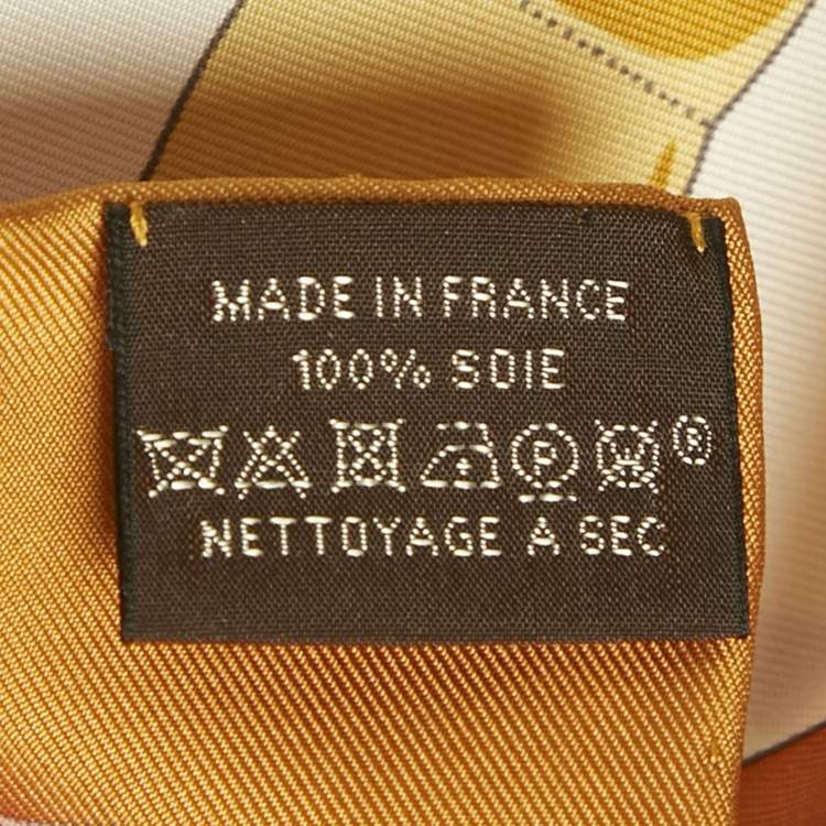 Pre Owned Hermès Caramel Brown/Off-White Eperon D'Or Print Silk Square Scarf 