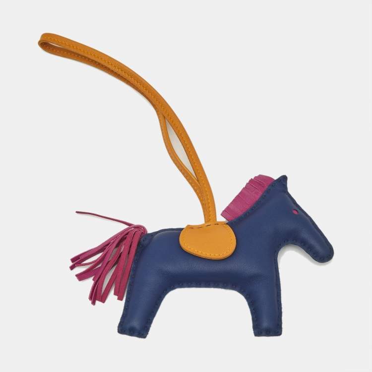 Pre Owned Hermès Bleu de Malte/Anemone/Natural Milo Leather GriGri Rodeo Bag Charm MM