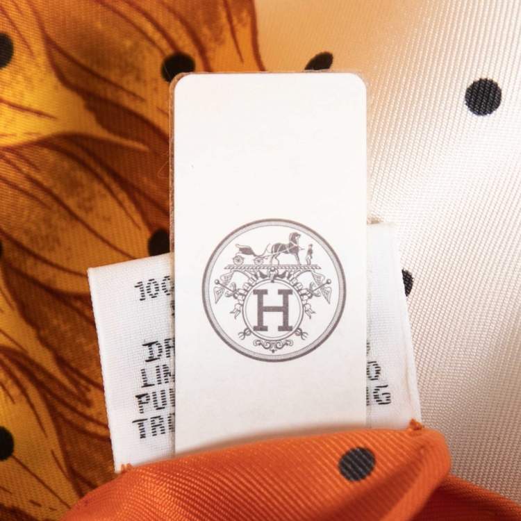 Pre Owned Hermes Orange/White Index Bromeliaceae Print Silk Square Scarf