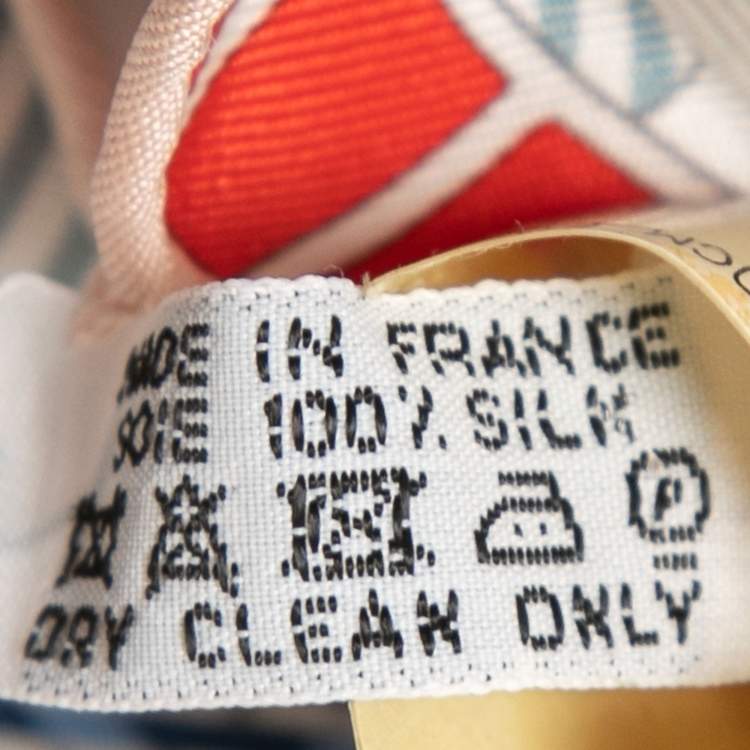 Pre Owned Hermes White/Rouge Ex-Libris a Carreaux Silk Scarf