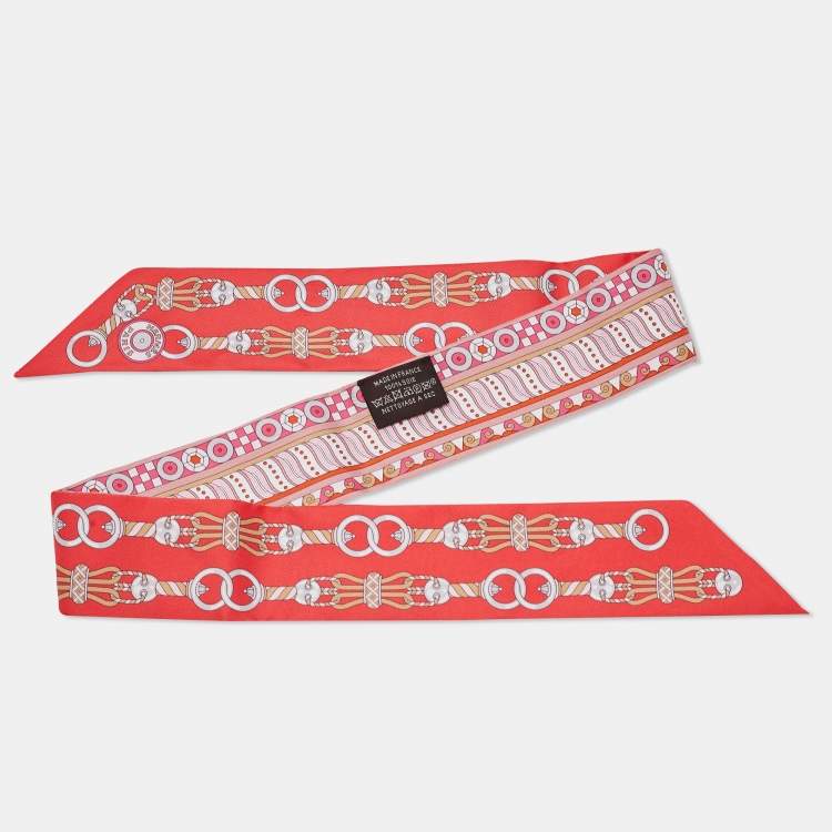 Pre Owned Hermès Red Harnais En Rosace Silk Twilly 