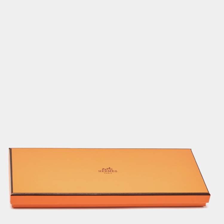 Pre Owned Hermès Red Harnais En Rosace Silk Twilly 