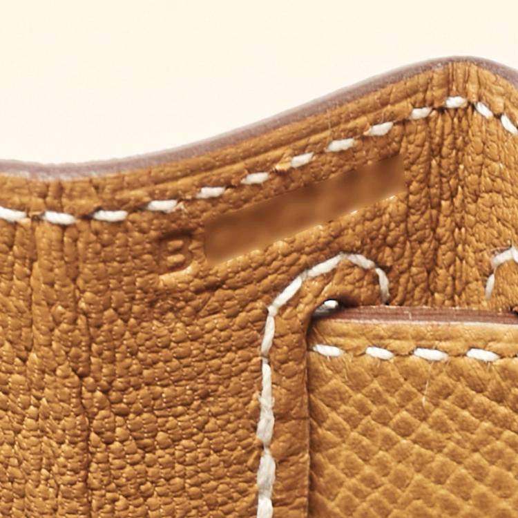 Pre Owned Hermès Gold Epsom Leather Gold Finish Kelly Sellier 28 Bag