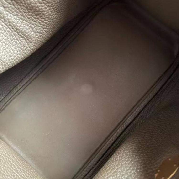 Pre Owned Hermes Etoupe lindy 30 bag