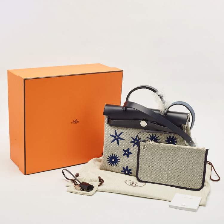 Pre Owned Hermès Bleu Royal/Ecru/Indigo H Plume Toile and Vache Hunter Circuit Rider Hobnailed Herbag 31 Bag