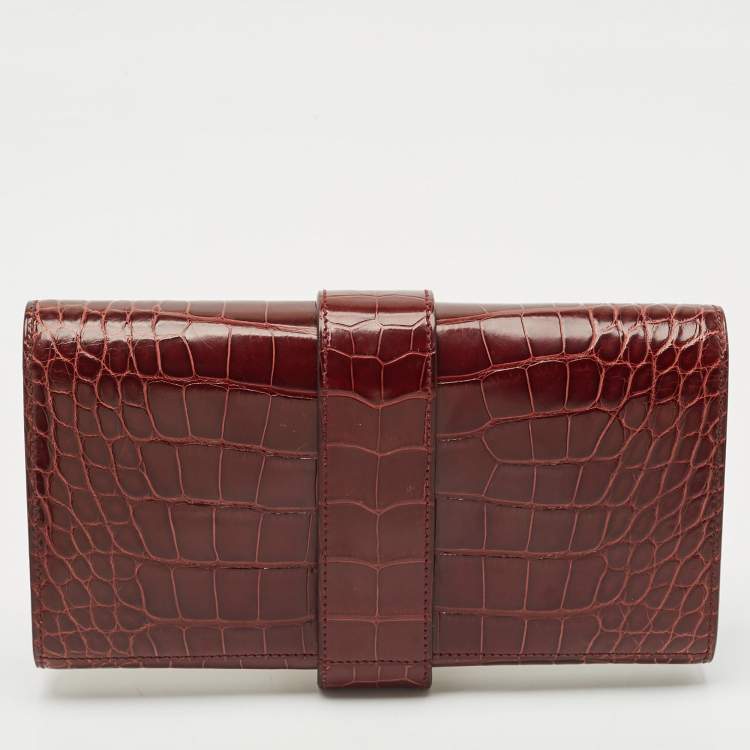 Pre Owned Hermès Bourgogne Alligator Medor Clutch