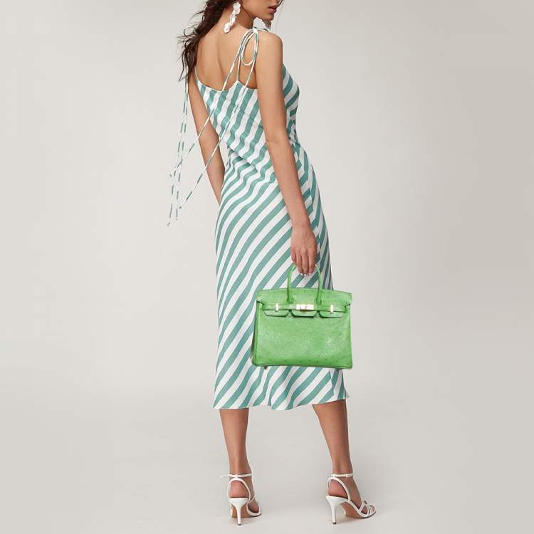 Pre Owned Hermès Vert Yucca Ostrich Gold Finish Birkin 25 Bag