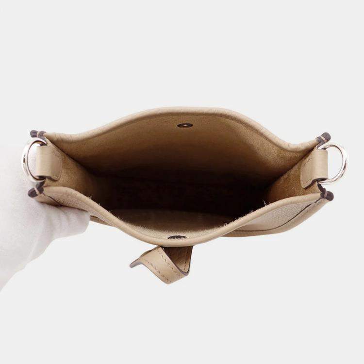 Pre Owned Hermes Evelyne TPM 16 Beige Marfa Taurillon Clemence Leather Shoulder Bag