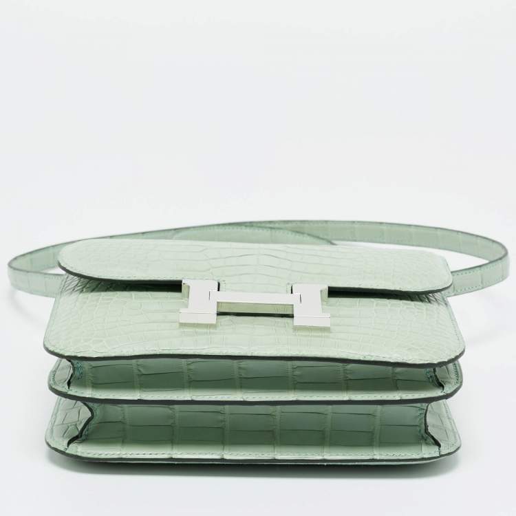 Pre Owned Hermes Vert d'eau Matte Alligator Palladium Finish Constance 18 Mini Bag