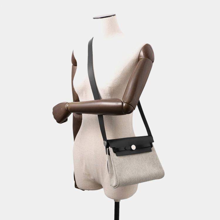 Pre Owned Hermes Herbag Zip Mini Black/Ecru Toile H Vache Hunter Leather Bag 