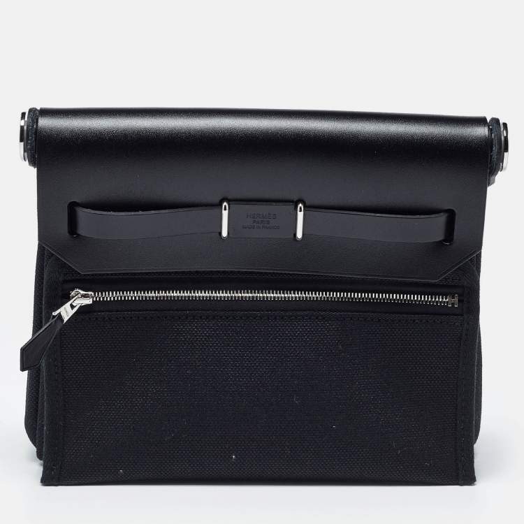 Pre Owned Hermes Herbag Zip 20 Noir Militaire Toile and Vache Hunter Shoulder Bag