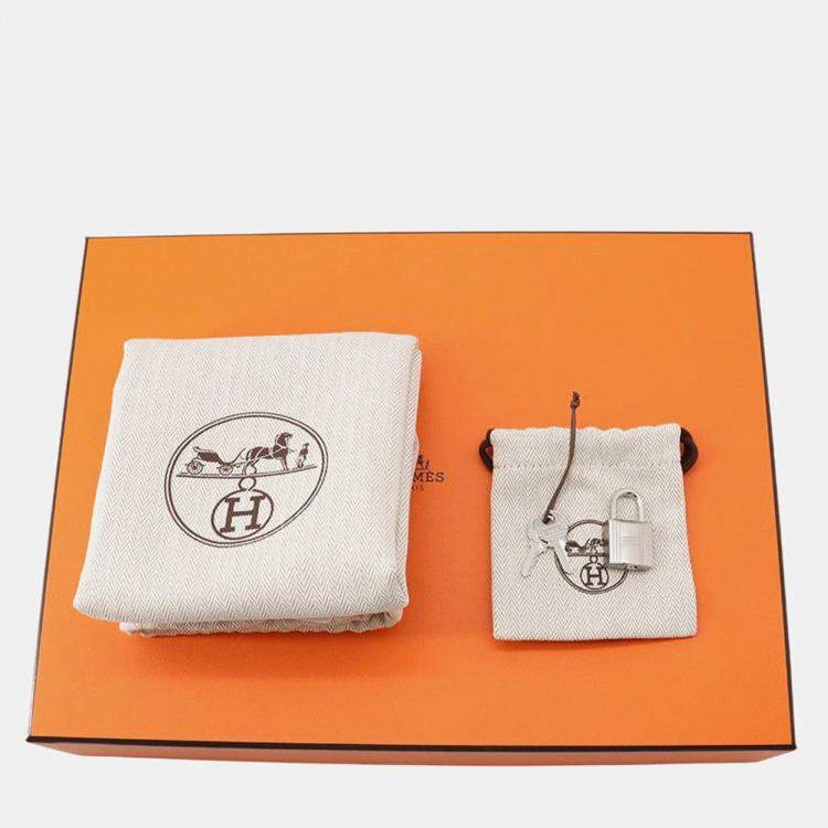 Pre Owned Hermes Picotin Lock Eclat Vert Mangrove/Guripantan Swift Leather Taurillon Clemence Size Pm