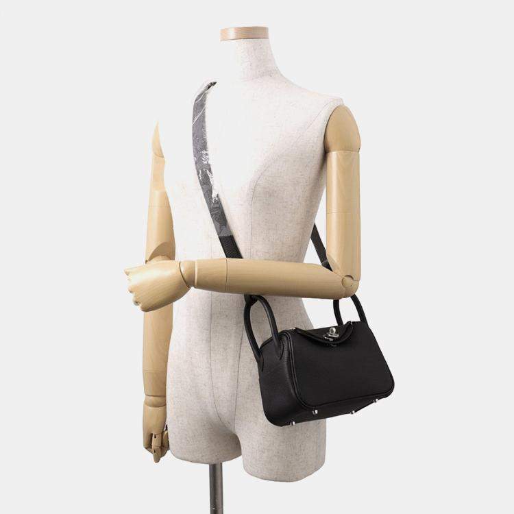 Pre Owned Hermes Lindy Black Taurillon Clemence Size Mini