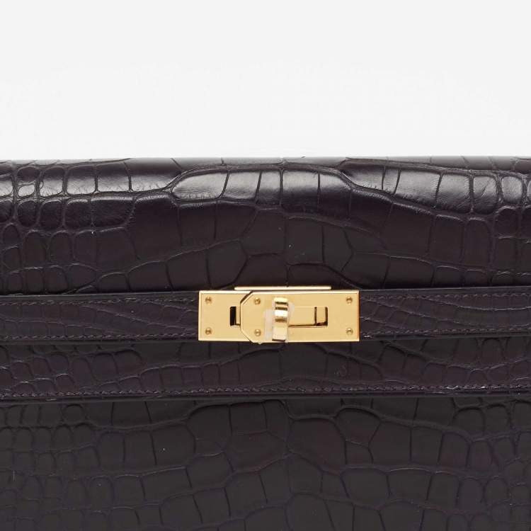 Pre Owned Hermes Raisin Matte Alligator Kelly Classic Wallet