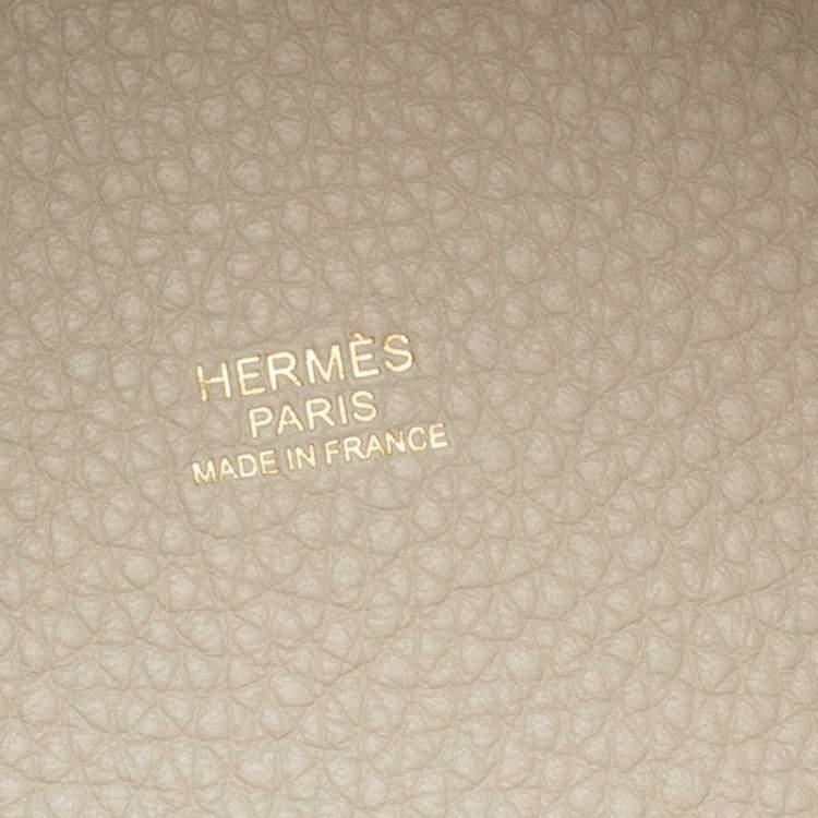 Pre Owned Hermès Craie Taurillon Clemence Leather Picotin Lock 18 Bag