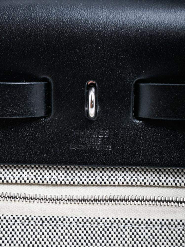 Pre Owned Hermes Grey Canvas Pegase Pop Herbag Zip 31 bag