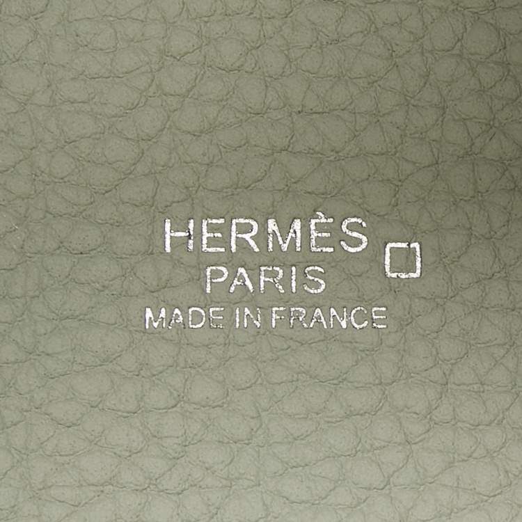 Pre Owned Hermes Gris Neve Taurillon Clemence Leather and Matte Alligator Picotin Lock 18 Bag