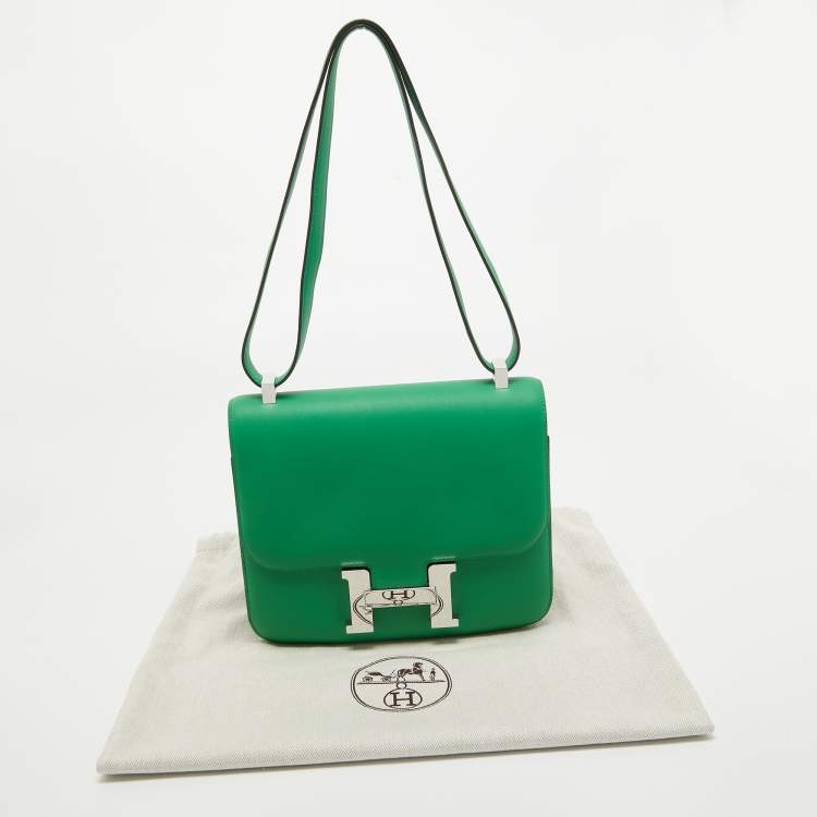 Pre Owned Hermès Bamboo Swift Leather Palladium Finished Constance 24 Bag