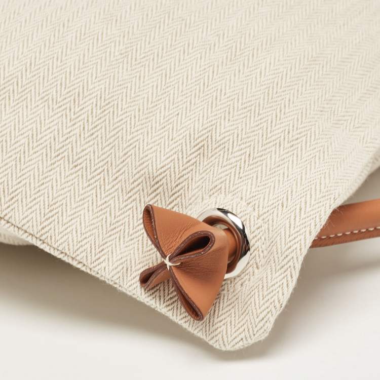Pre Owned Hermès Light Beige/Gold Canvas and Swift Leather Aline Grooming Bag