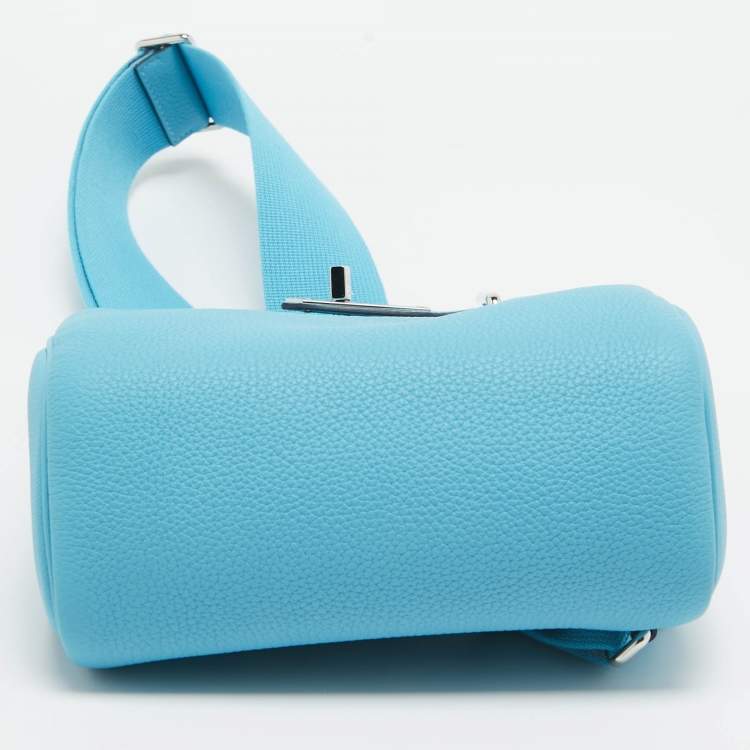 مملوكة مسبقًا Hermès Bleu du Nord Togo Leather Palladium Finish Hac A Dos PM Bag
