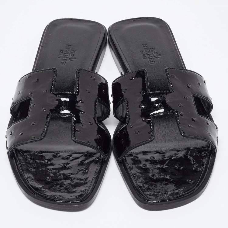 Pre Owned Hermès Black Patent Ostrich Oran Flat Slides Size 38