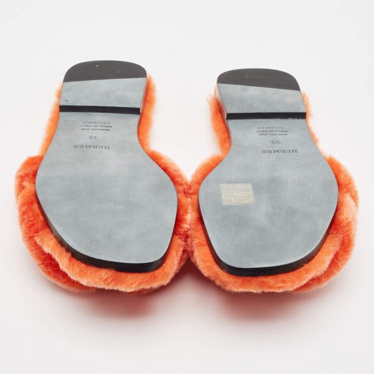 Pre Owned Hermes Orange Shearling Fur Oran Flat Slides Size 38