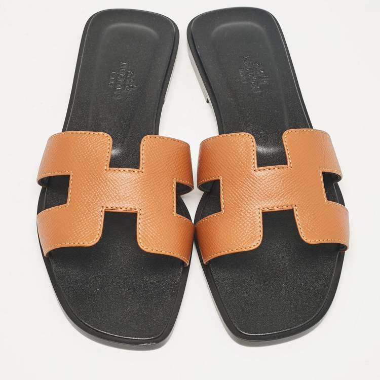 Pre Owned Hermes Brown Leather Oran Flat Slides Size  38
