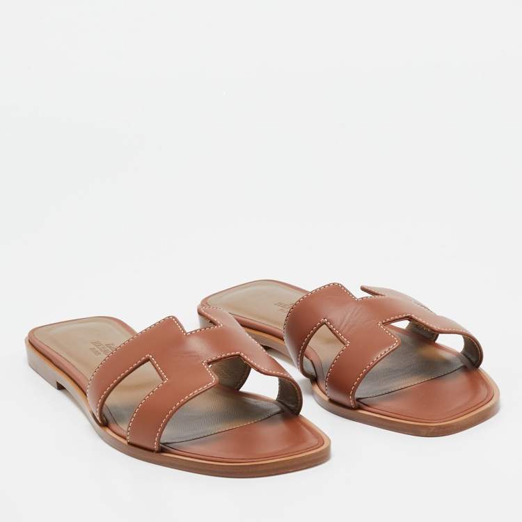 Pre Owned Hermes Brown Leather Oran Flat Slides Size 37