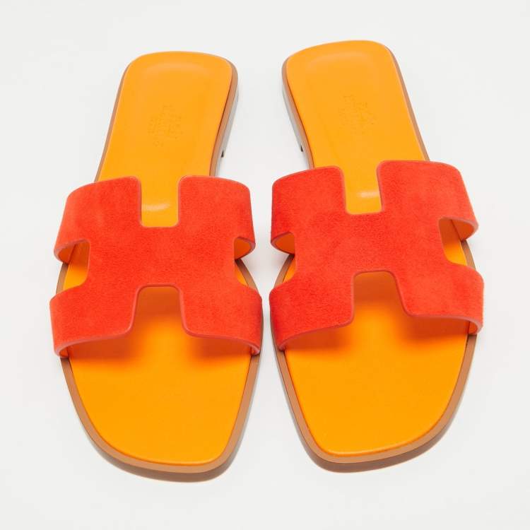 Pre Owned Hermes Red Suede Oran Flat Slides Size 38.5