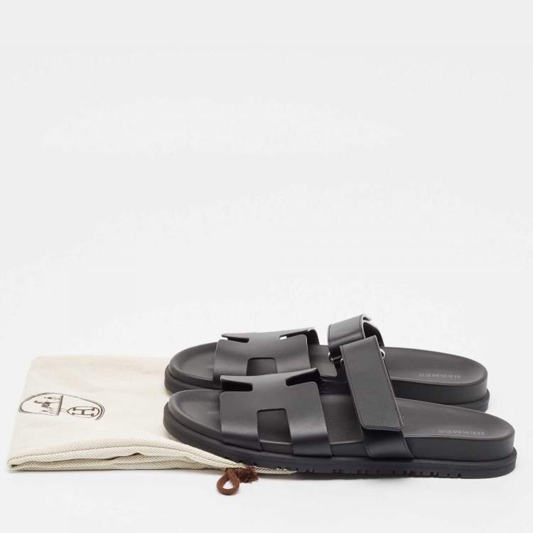 Pre Owned Hermès Black Leather Chypre Flat Sandals 40.5