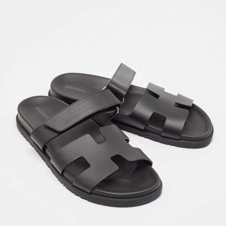 Pre Owned Hermès Black Leather Chypre Flat Sandals 40.5