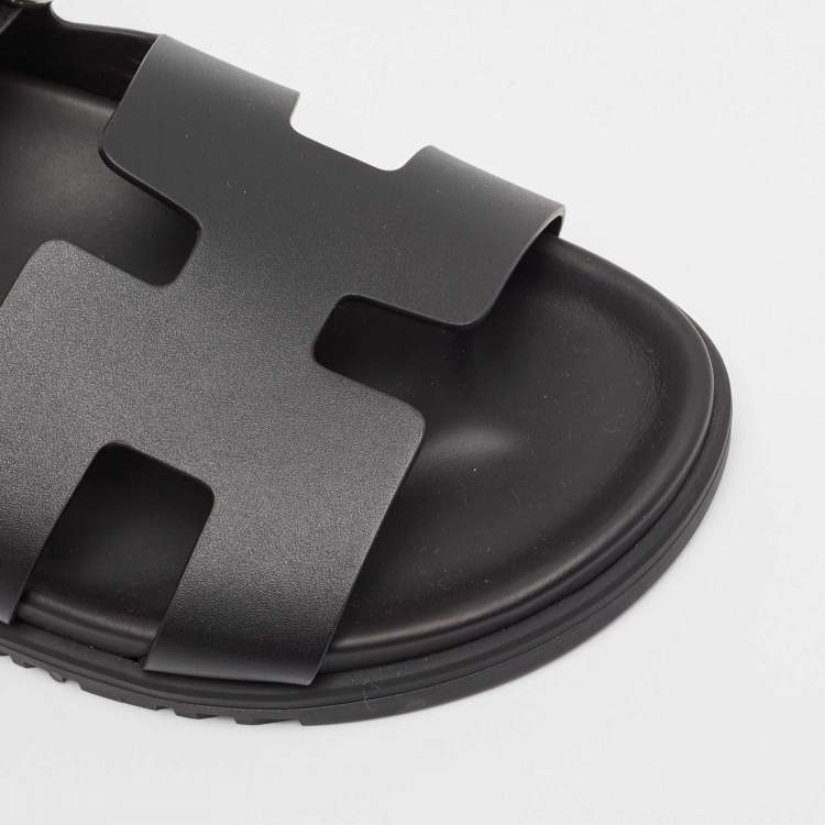 Pre Owned Hermès Black Leather Chypre Flat Sandals 40.5
