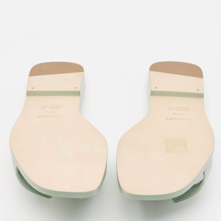 Pre Owned Hermes Mint Green Leather Oran Flat Slides Size 37.5