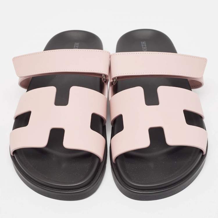 Pre Owned Hermès Beige Leather Chypre Flat Sandals Size 41