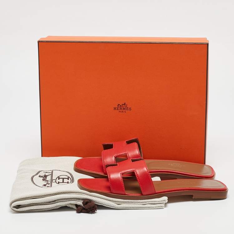 Pre Owned Hermes Red Leather Oran Slide Sandals Size 36.5